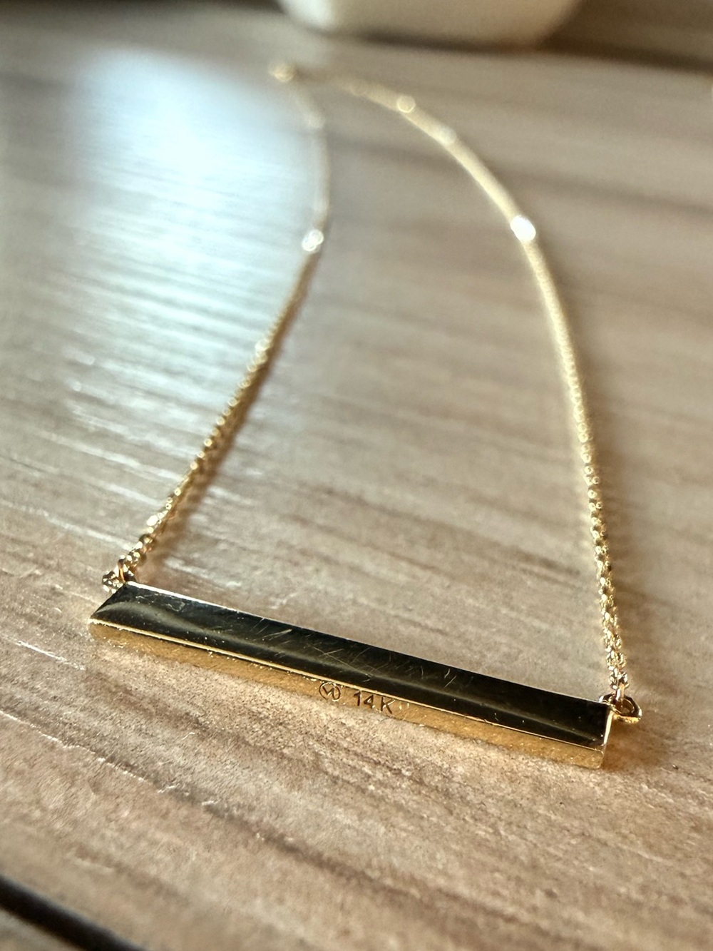 Mejuri 14k Gold Horizontal Bar Necklace
